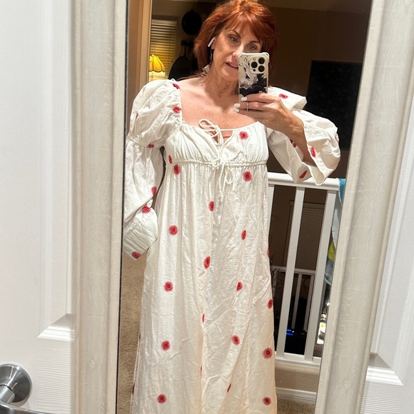 Free People Boho White Emory Embroidered Midi Dress -Oversized Small - NWOT - Picture 4 of 13